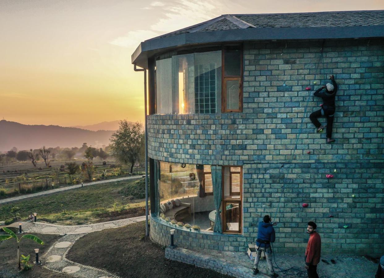 Zostel Plus Bir Exterior foto