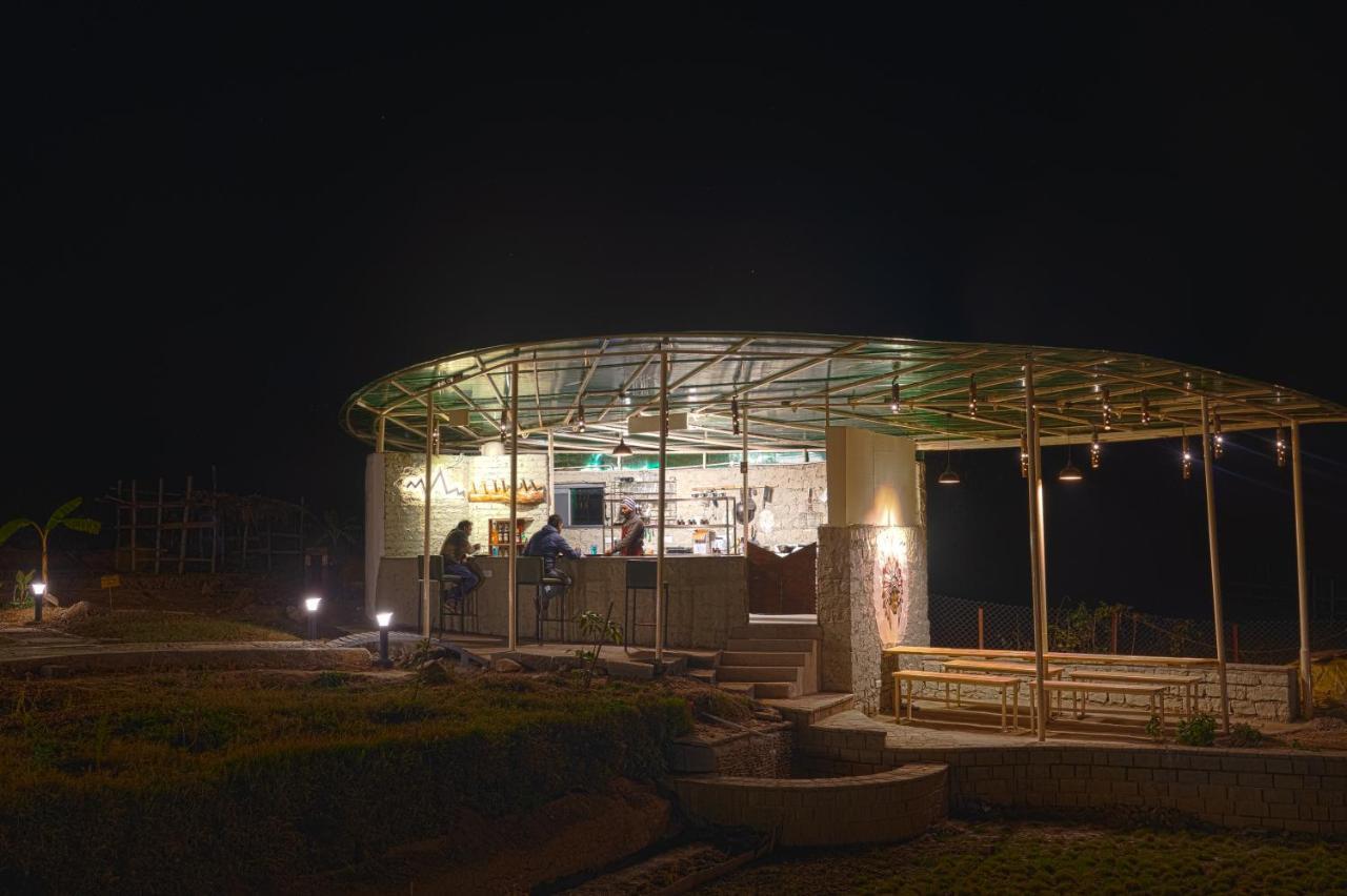 Zostel Plus Bir Exterior foto